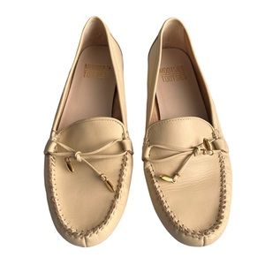 Mortise Tootsie tan comfy flats ❤️size 7.5